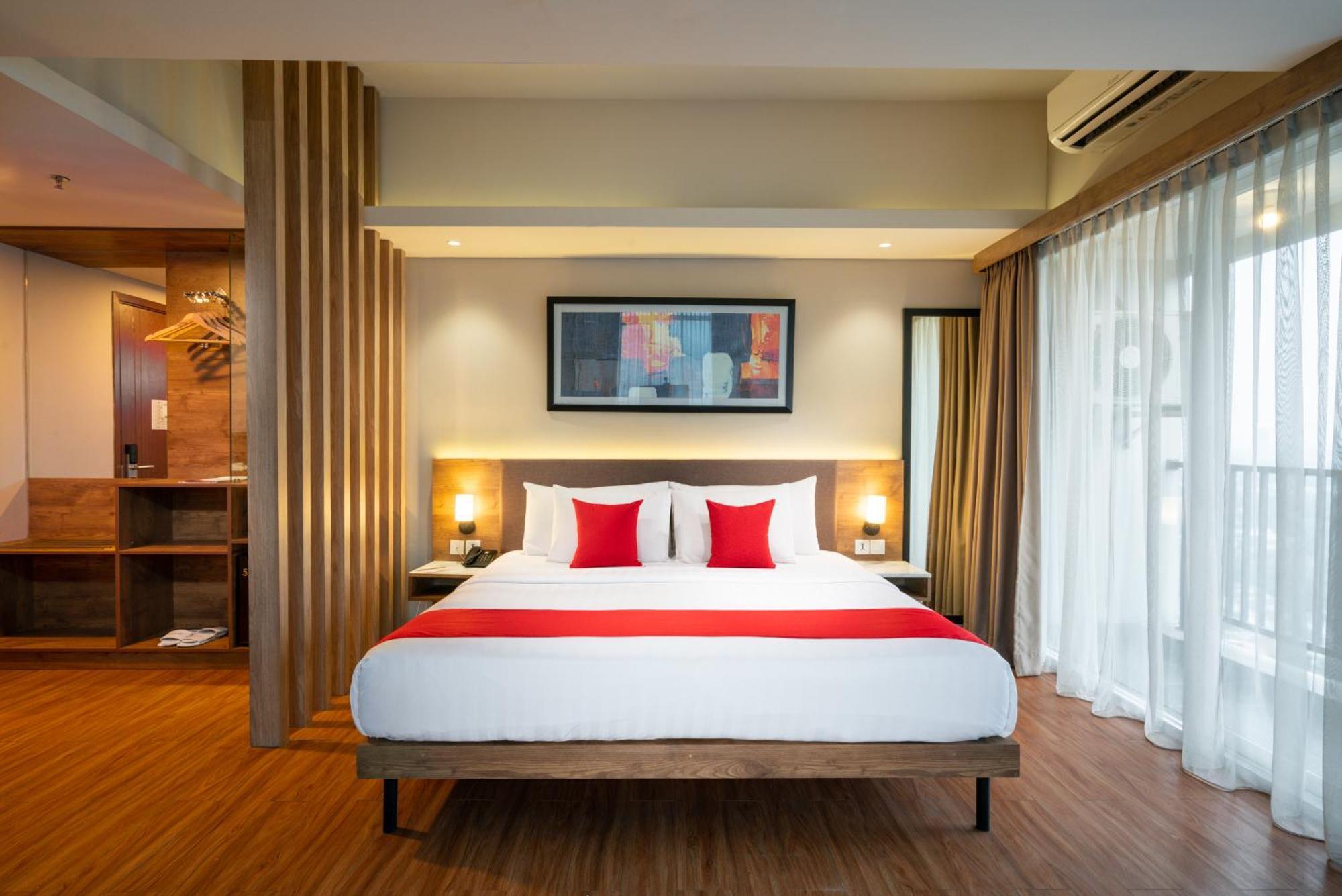 Ramada By Wyndham Serpong Exterior photo