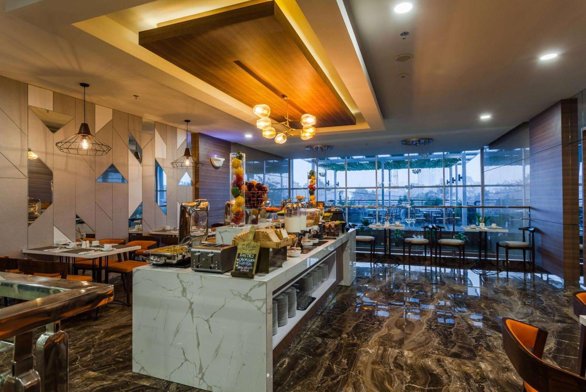 Ramada By Wyndham Serpong Exterior photo